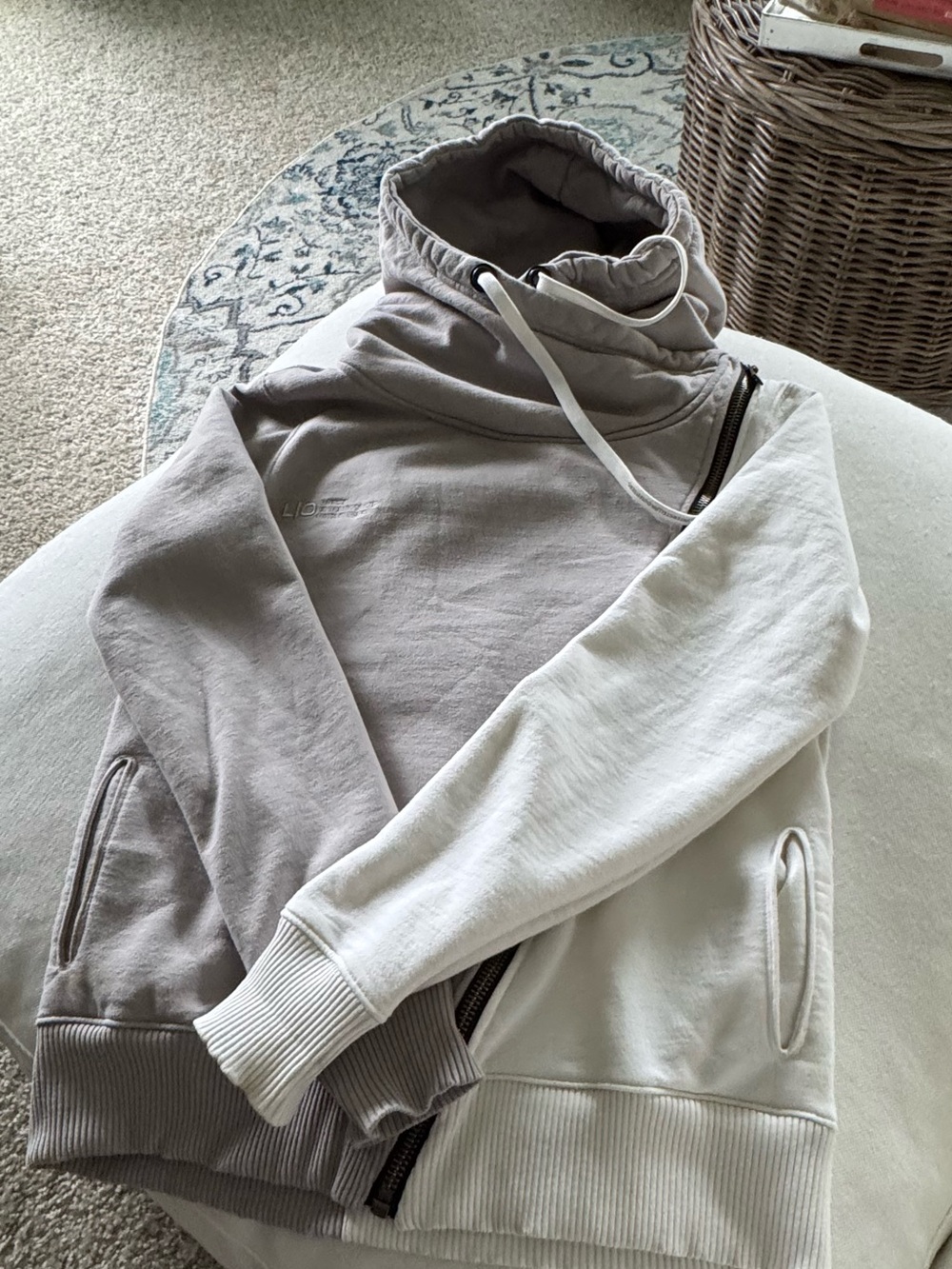 Two-Tone Funnel Neck Sweatshirt - LIO